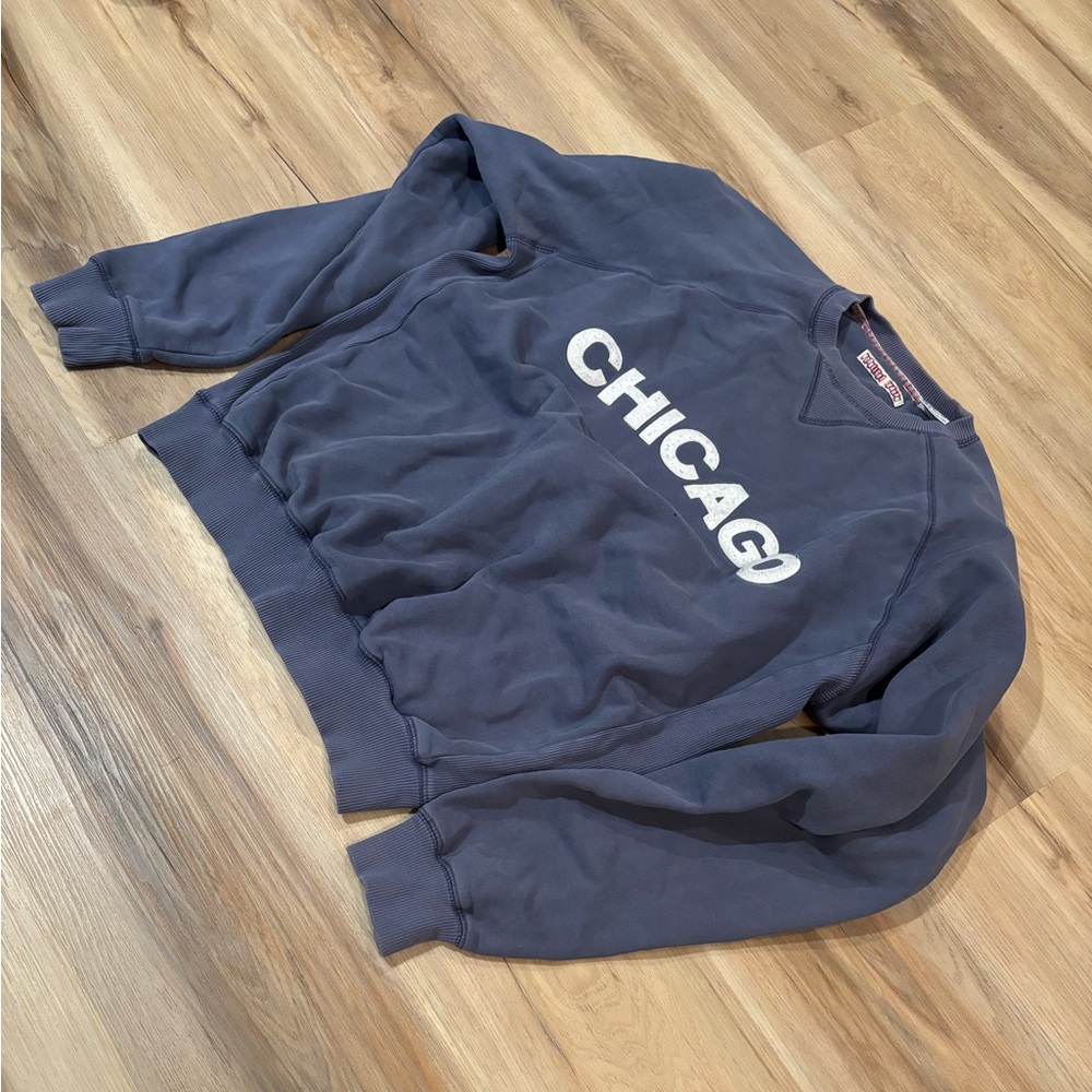 Vintsge chicago crewneck